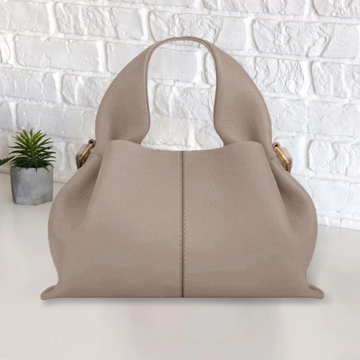 Stylish Shoulder Bag for Ladies Elegant Design Faux Leather Crossbody Purse Chic Handbag for Work Travel Shopping
