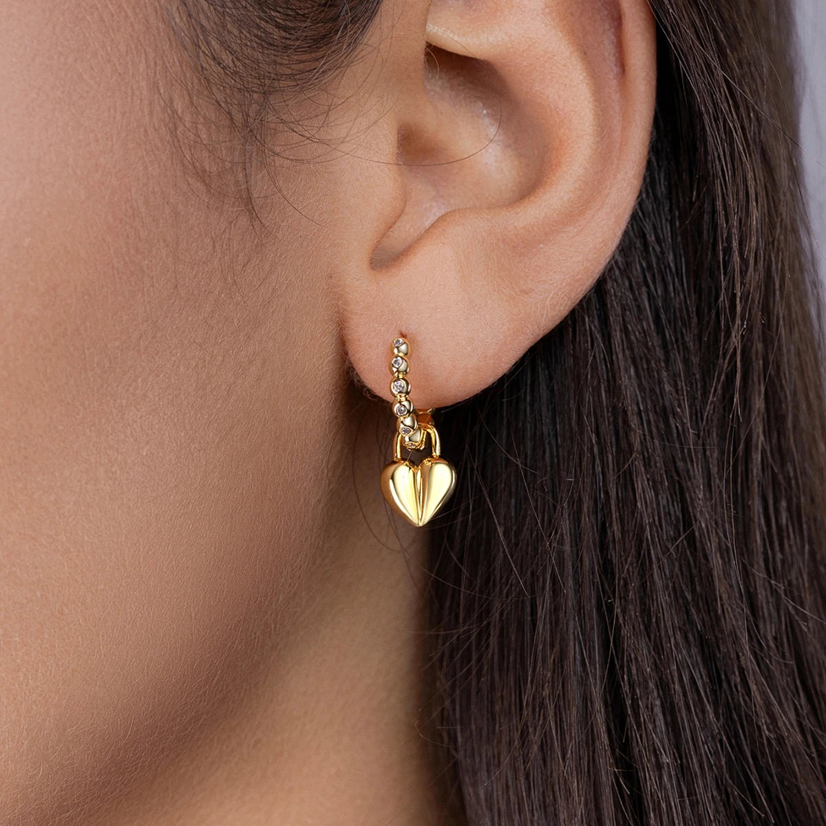 JIUZUAN 18K Gold Plated Heart Drop Earrings With Moissanite