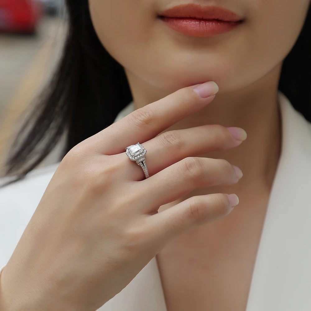 1pc Moissanite Ring 925 Sterling Silver 18K Gold Plated Rectangle Stone Halo Design Wedding Gift Comes with GRA Certificate