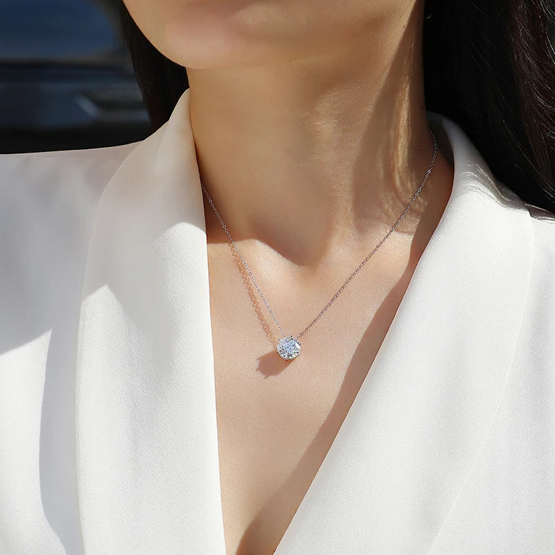 JIUZUAN 925 Sterling Silver Moissanite Heart Necklace