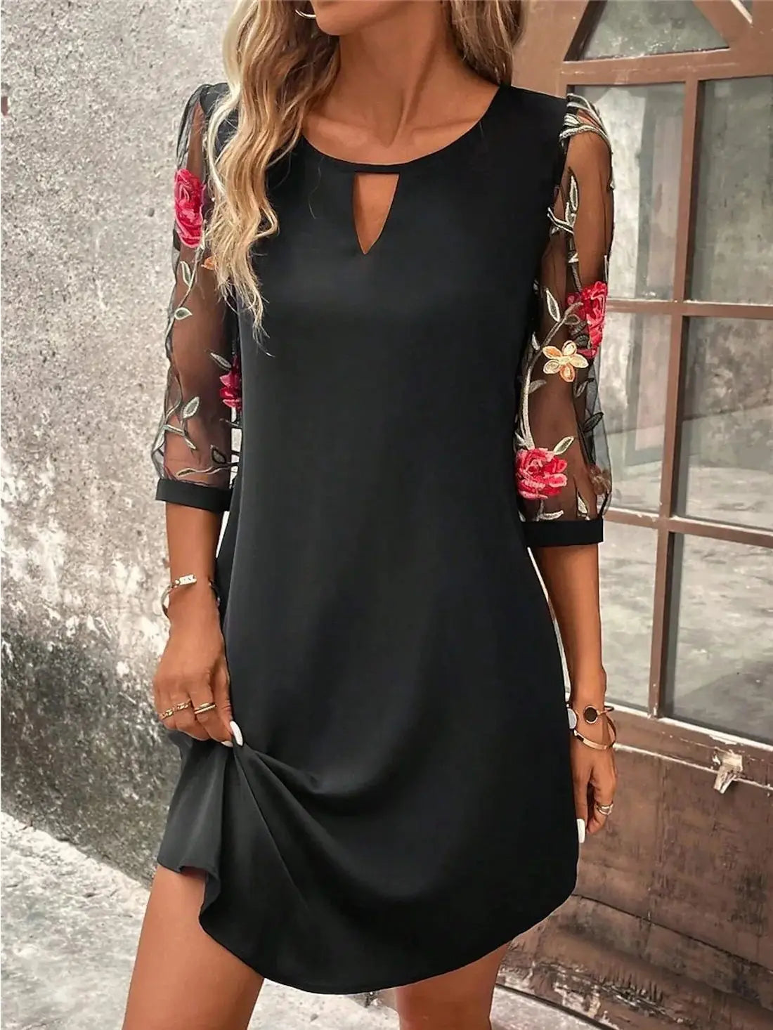 Women Perspective Printed Mid Sleeve Round Neck Dress
