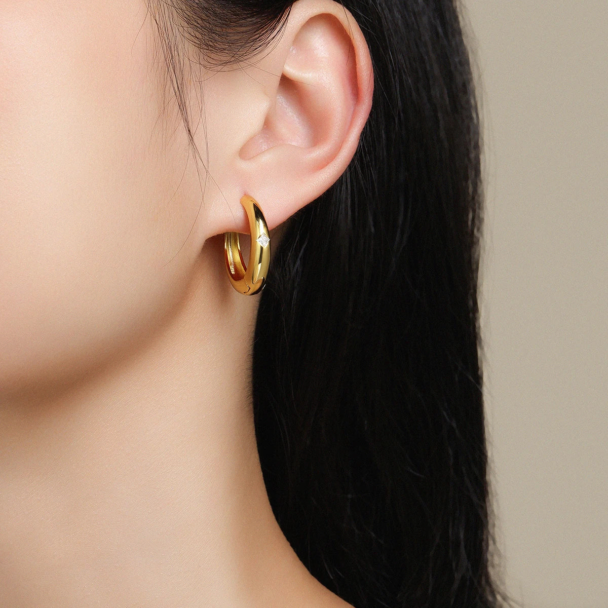 Jiuzuan Gold Hoop Earrings 925 Sterling Silver CZ Accent