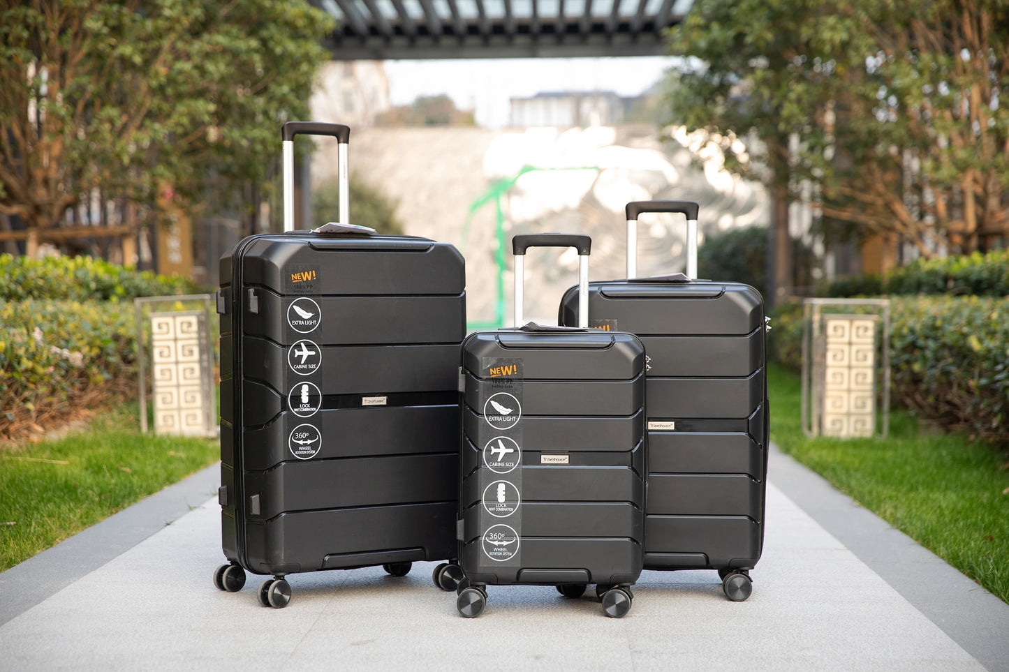 Travelhouse Hardshell Spinner Lightweight Luggage Set With TSA Lock 3-Piece